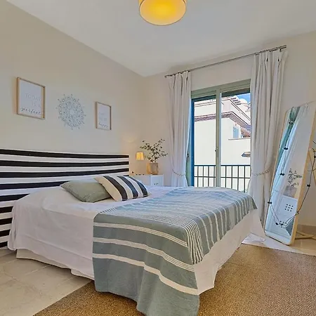 Apartment Stunning Sea View Penthouse Estepona