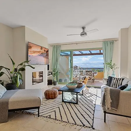 Apartment Stunning Sea View Penthouse *