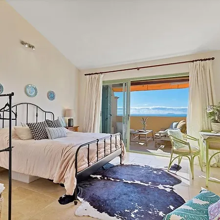 公寓 Stunning Sea View Penthouse 埃斯特波纳