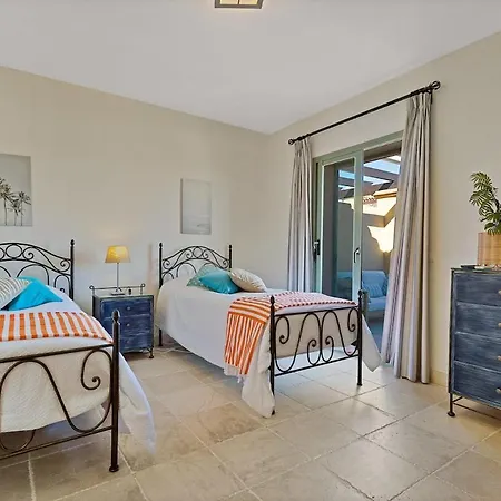 公寓 Stunning Sea View Penthouse 埃斯特波纳